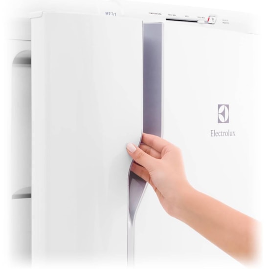 Geladeira 240L 1P Re31 Electrolux Cycle Defrost 220V Branco