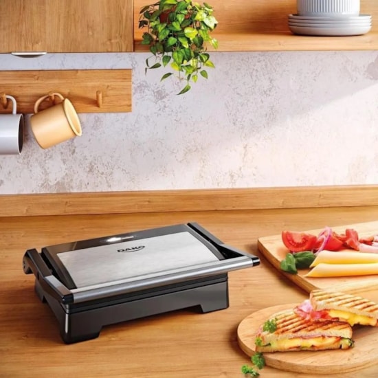 Mini Grill Dako 220V Preto