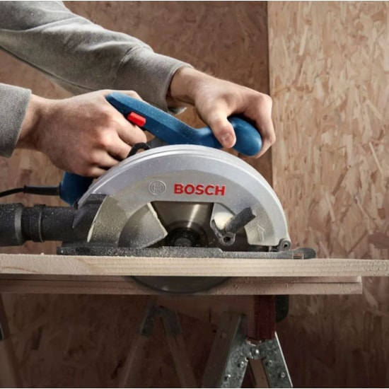 Serra Circular 7 1/4 Gks 1330W Bosch 220 Azul Serra Circular 7 1/4 Gks 1330W Bosch 220 Azul